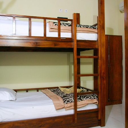 Medal Jaya Hostel & Room نوسا ليمبونغان المظهر الخارجي الصورة