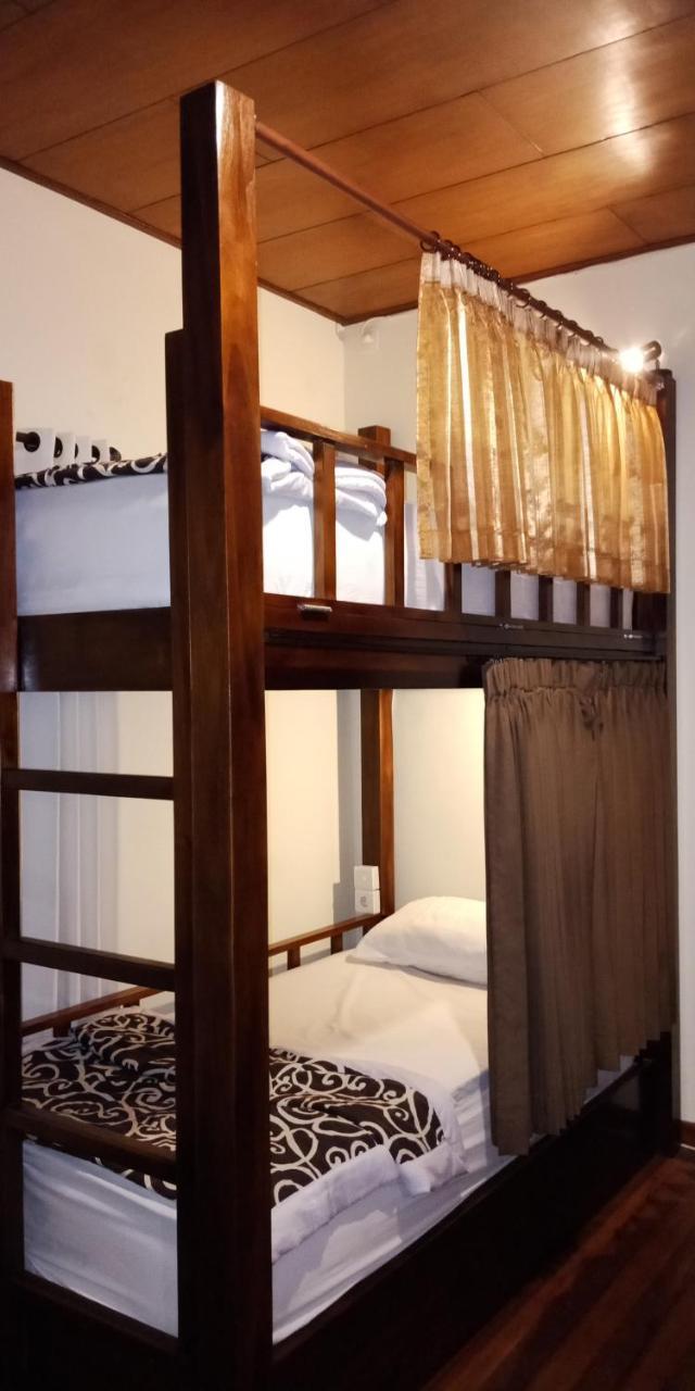 Medal Jaya Hostel & Room نوسا ليمبونغان المظهر الخارجي الصورة